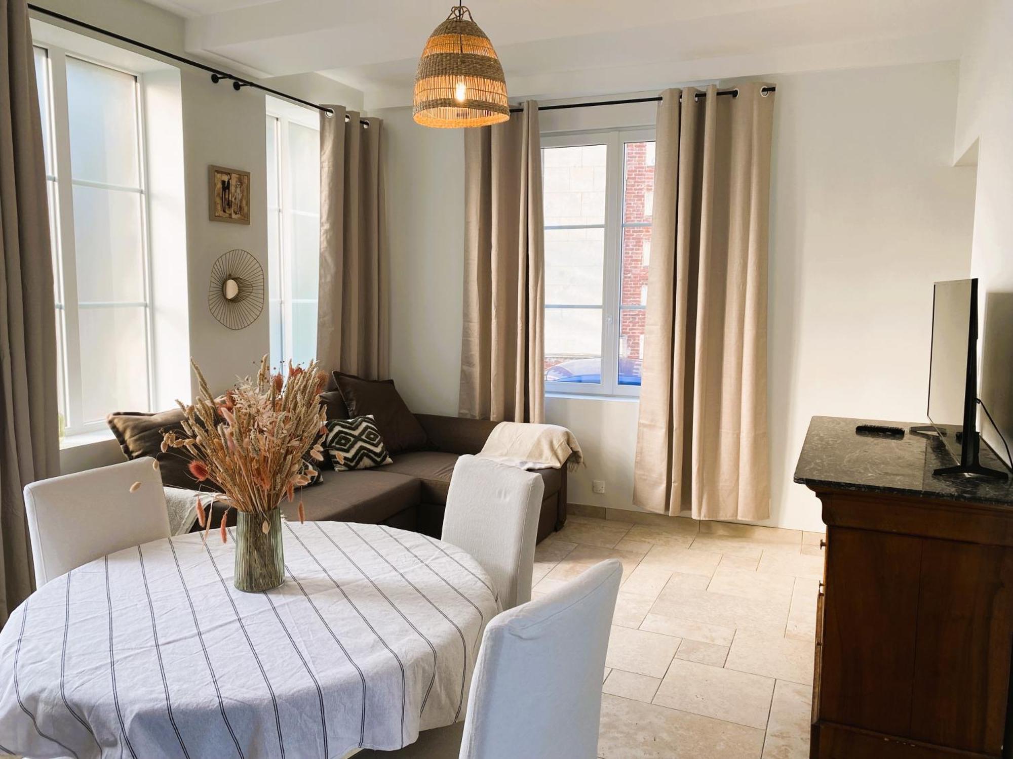 Maison 2 Chambres Avec Parking Et Jardin Нуайон Экстерьер фото