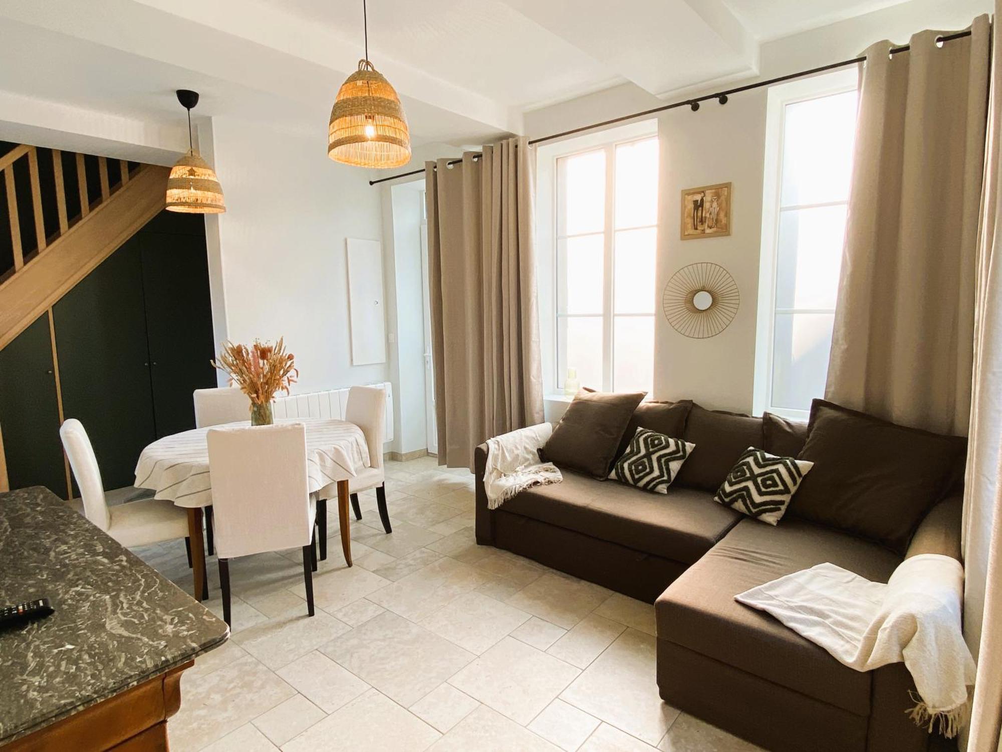 Maison 2 Chambres Avec Parking Et Jardin Нуайон Экстерьер фото